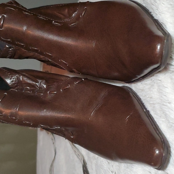 RAMPAGE Women's Calypso Brown Faux Leather 4" Heels-Stretch Foot Fit-EUC-Sz 8 - Picture 12 of 16